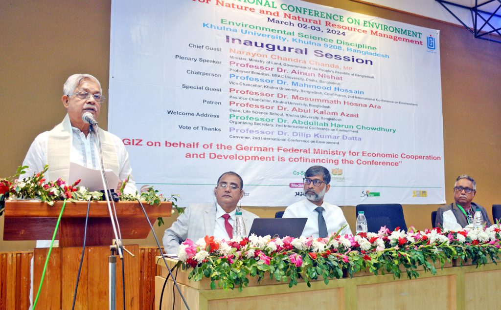 জলবায়ু পরিবর্তনের ঝুঁকি মোকাবেলায় দীর্ঘমেয়াদি পরিকল্পনা প্রণয়ন করেছে সরকার: ভূমিমন্ত্রী
