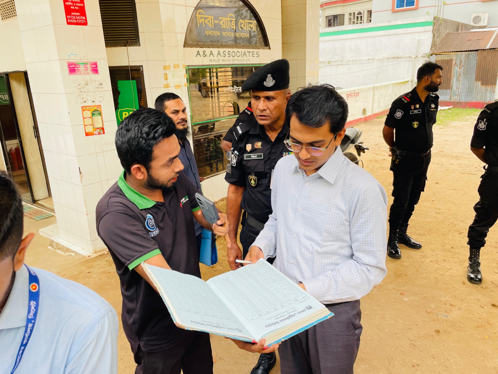 শিক্ষায় শৃঙ্খলা আনতে কঠোর হচ্ছে সরকার